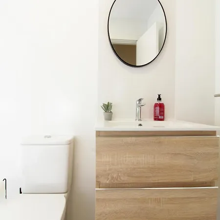 Lucas Downtown * Fuengirola